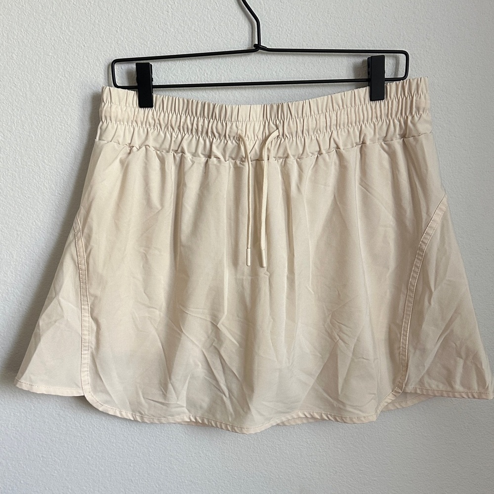 Body Glove Cream Drawstring Active Skirt